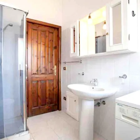 Comfortable In Suaredda, 80 Sqm, View Apartament