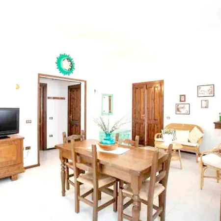 Comfortable In Suaredda, 80 Sqm, View * San Teodoro (Sardinia)